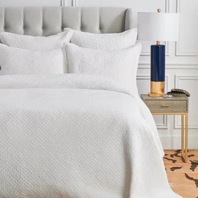 Elisabeth York Mila Coverlet In White