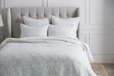 Elisabeth York Paloma King Quilt In White