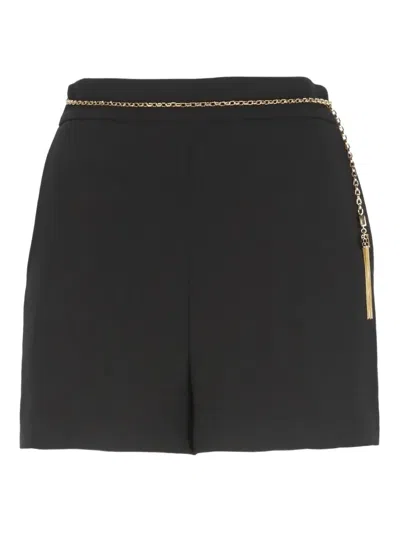 ELISABETTA FRANCHI LIGHTWEIGHT CREPE SHORTS WITH JEWEL CHAIN