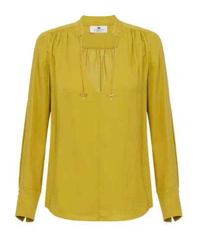 ELISABETTA FRANCHI ELISABETTA FRANCHI LOGO PENDANT V-NECK SHIRT