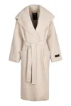 Elisabetta Franchi Oversized Belted Jacket In Ivory
