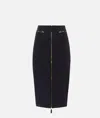 Elisabetta Franchi Lightweight Crepe Skirt With Black Zip In Black