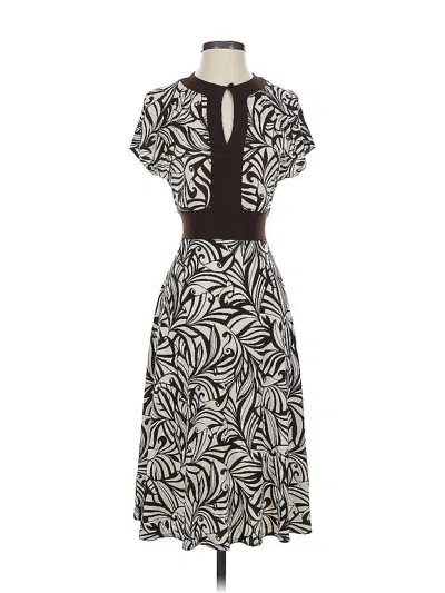 Pre-owned Eliza J Casual Dress In Brown