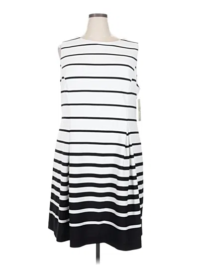 Eliza J Casual Dress In White