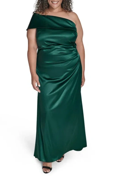 Eliza J One-shoulder Ruched Gown In Green