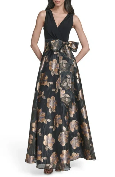Eliza J Tie Waist Gown In Black