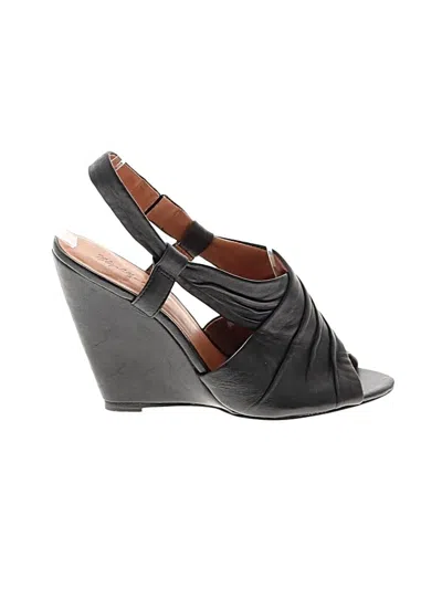 Pre-owned Elizabeth And James Wedges In Black