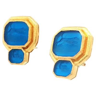 Pre-owned Elizabeth Locke Blue Venetian Glass Hound Intaglio Earrings