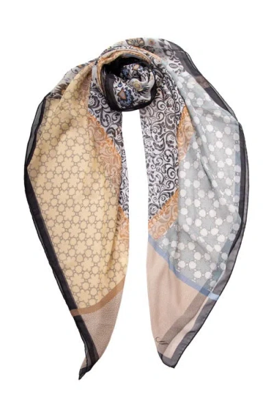 Elizabetta Dafne In Beige And Grey