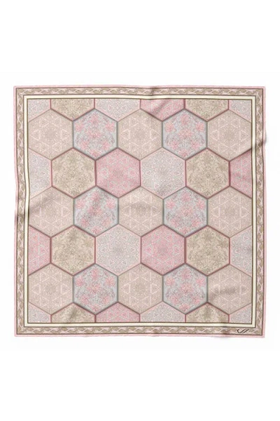 Elizabetta Dante In Pink