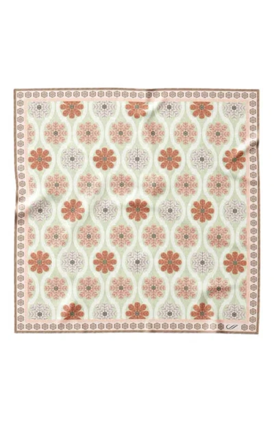 Elizabetta Gargano In Gold