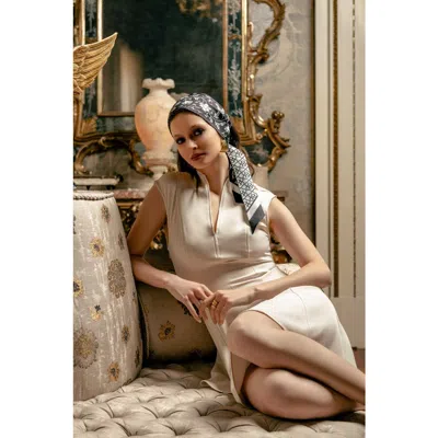 Elizabetta Loretta In Black