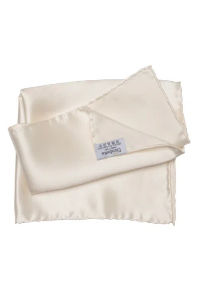 Elizabetta Montecristo In White