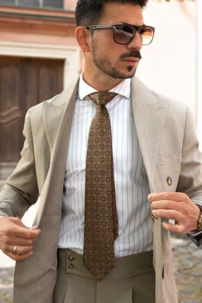 Elizabetta Palladio In Brown