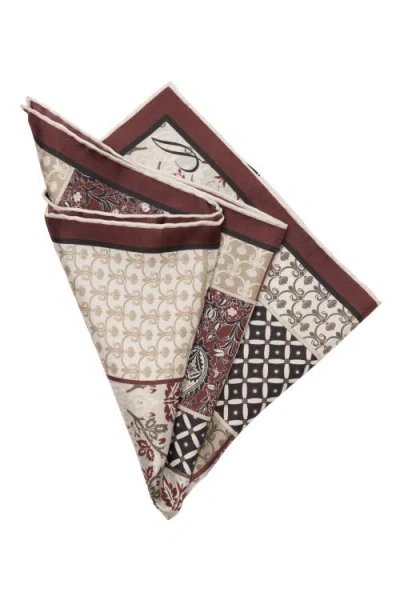 Elizabetta Portici In Maroon