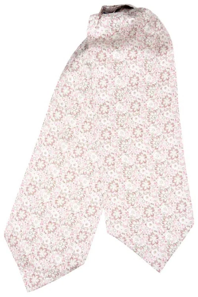 Elizabetta Salvadori In Pink