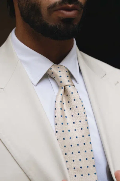 Elizabetta Tiburtina In Neutral