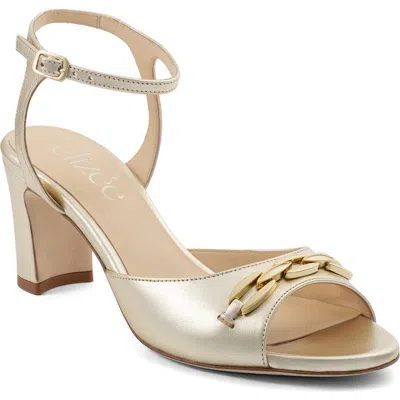 Elizee Elizée Tessa Sandal Leather Block Heel In Neutral