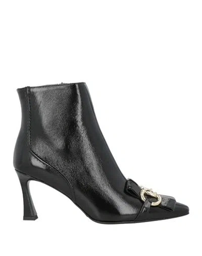 Ella Woman Ankle Boots Black Size 10 Leather