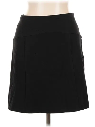 Pre-owned Elle Casual Skirt In Black