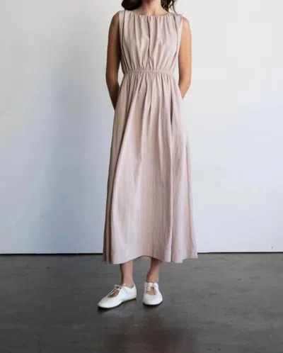 Elle Grey Crew Neck Sleeveless Midi Dress In Mauve