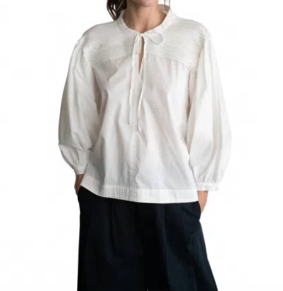 Elle Grey Elegant Puff-sleeve Blouse In White
