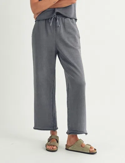 Elle Grey Raw Edge Wide Sweatpant In Charcoal