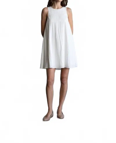 Elle Grey Simplicity Crew Dress In White