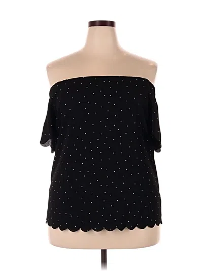 Pre-owned Elle Sleeveless Blouse In Black