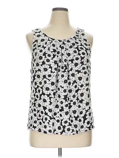 Pre-owned Elle Sleeveless Blouse In Silver
