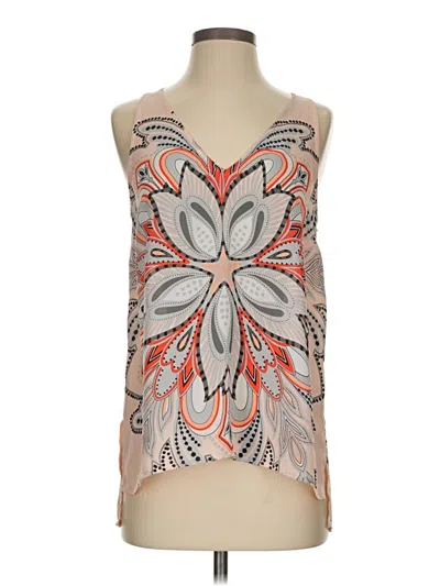 Pre-owned Elle Sleeveless Blouse In Tan