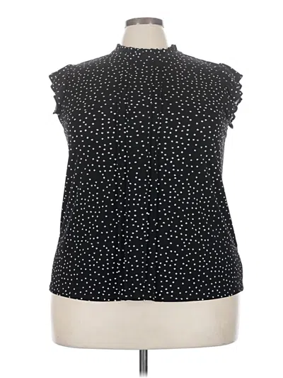 Pre-owned Elle Sleeveless T-shirt In Black