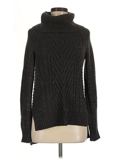 Pre-owned Elle Turtleneck Sweater In Black
