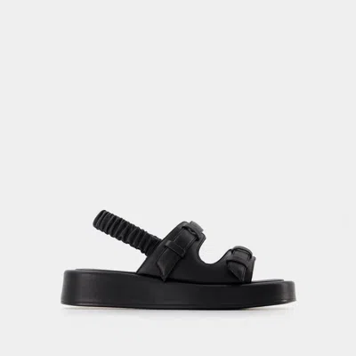 ELLEME ELLEME LOOP PLATFORM SLIDES