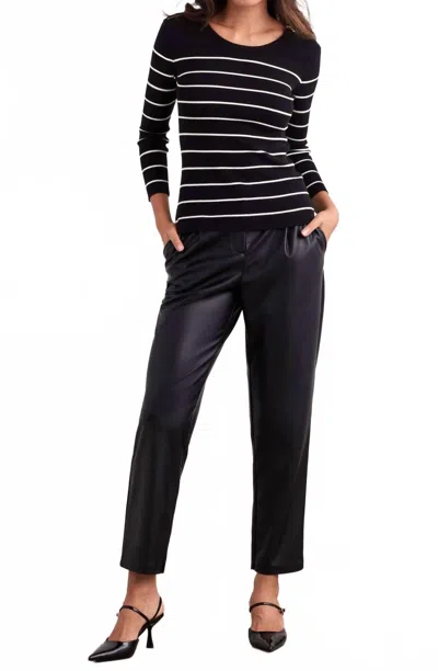 Ellen Tracy Pleated Faux Leather Pant In Black