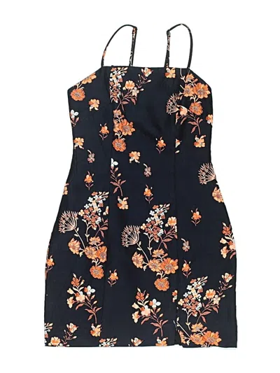 Pre-owned Elliatt Casual Dress In Blue