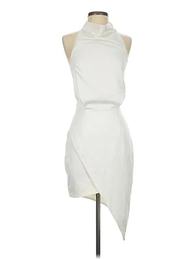Pre-owned Elliatt Casual Dress In White