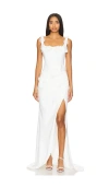 Elliatt Charlotte Gown In 象牙白