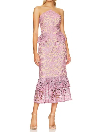 Elliatt Charter Strapless Midi Dress In Mauve In Pink