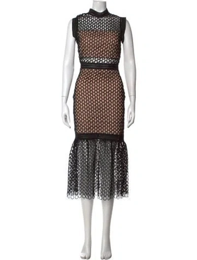 Pre-owned Elliatt Lace Pattern Midi Length Dress
