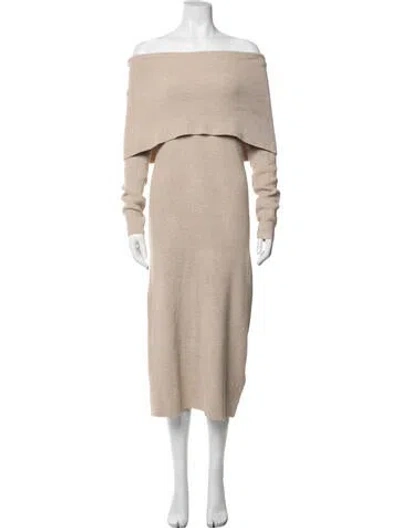 Pre-owned Elliatt Off-the-shoulder Sweater In Neutrals
