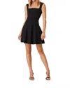 Elliatt Sonnet Skater Dress In Black