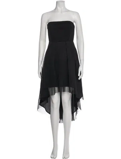 Pre-owned Elliatt Strapless Knee-length Dress In Gray