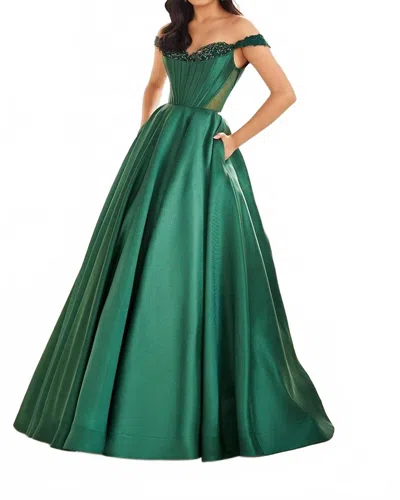 Ellie Wilde Evening Gown In Green