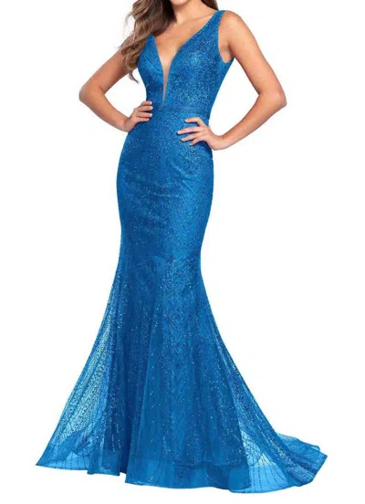 Ellie Wilde Sleeveless Gown With Plunging Neckline In Ocean Blue