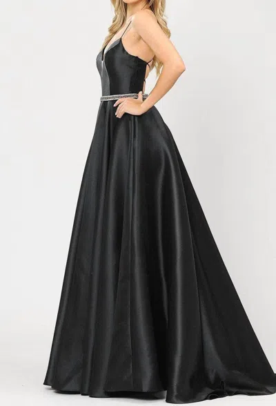 Ellie Wilde Sweetheart Neckline Scoopback Dress In Black