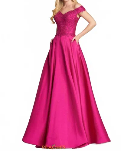 Ellie Wilde Taffeta Ballgown In Pink