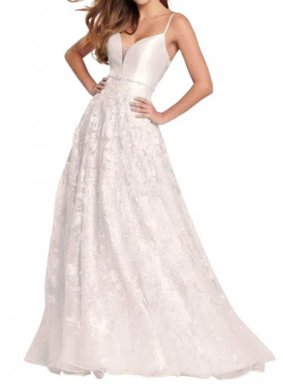 Ellie Wilde Women's Prom Dress In Ivory In Pink