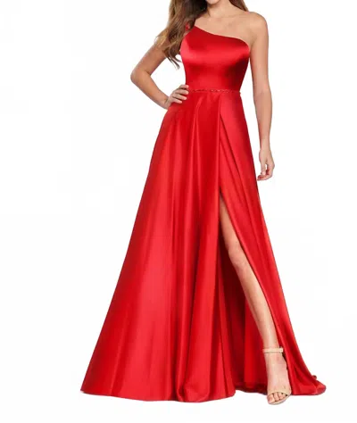 Ellie Wilde Women's Prom Dress In Red