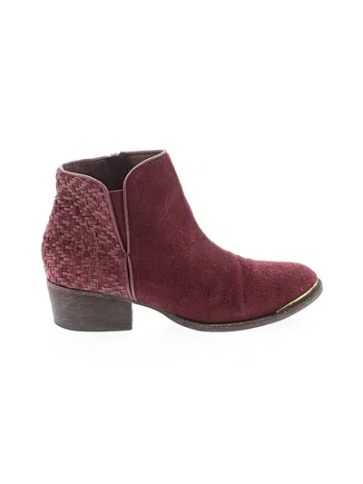 Pre-owned Elliott Lucca Boots In Burgundy